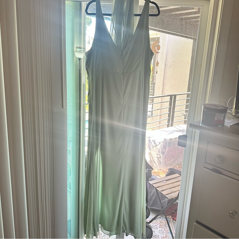 AZAZIE DUSTY SAGE SIZE 24 bridesmaid dress with wrap! Worn once!